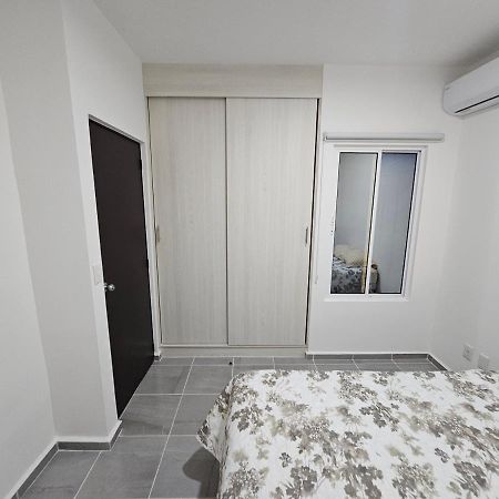 Comodo Departamento En Плая дел Кармен Екстериор снимка