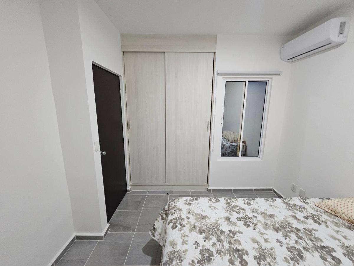 Comodo Departamento En Плая дел Кармен Екстериор снимка