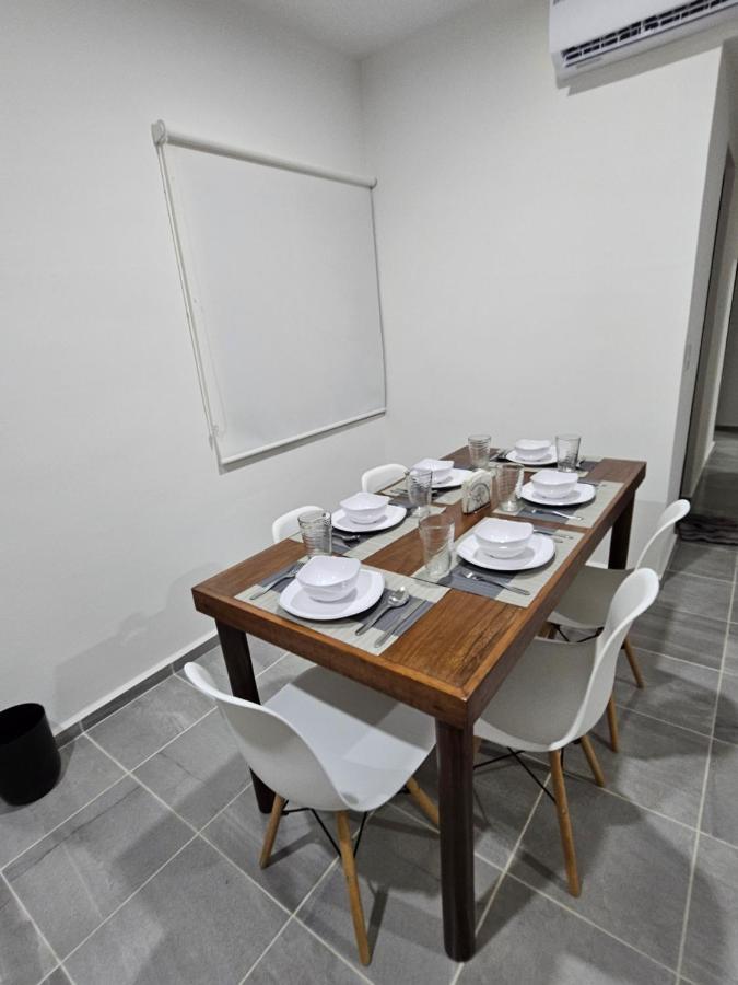 Comodo Departamento En Плая дел Кармен Екстериор снимка